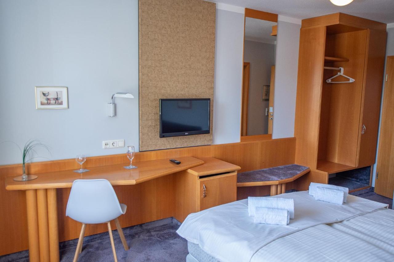 Hotel Lachnerhof Ерланген Екстериор снимка