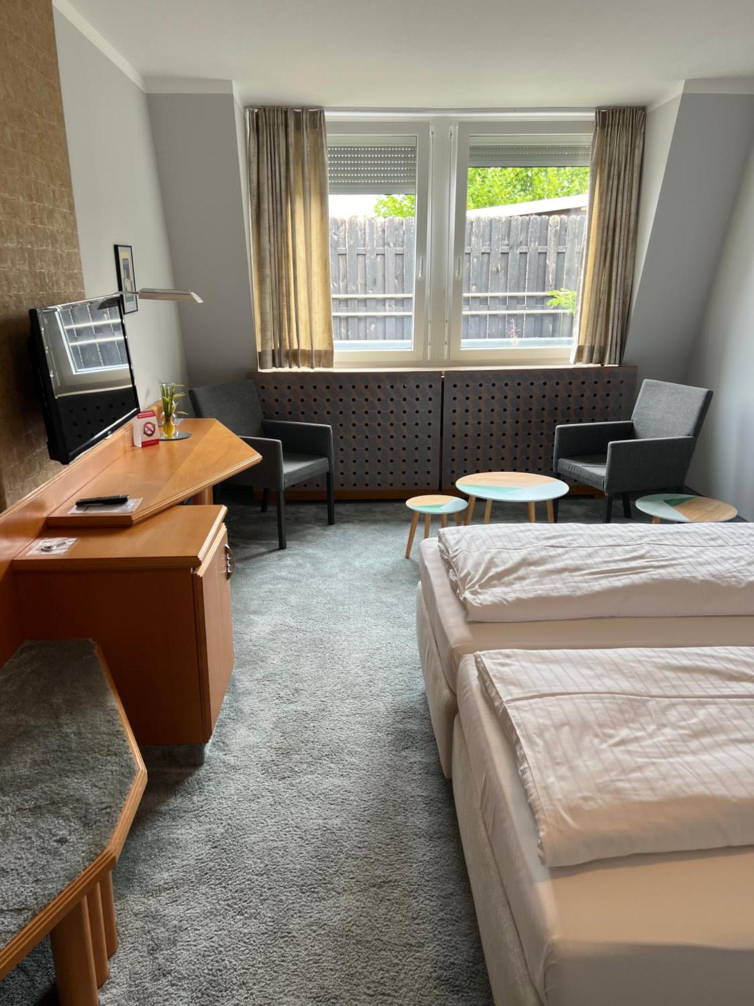 Hotel Lachnerhof Ерланген Екстериор снимка